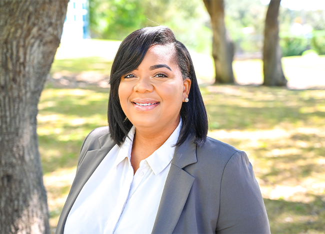 Farm Bureau Bank Welcomes Valencia Reeves as New Relationship Banker Image